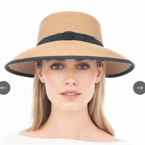 Erik Javits Squishee Natural Tan Black Visor Had
